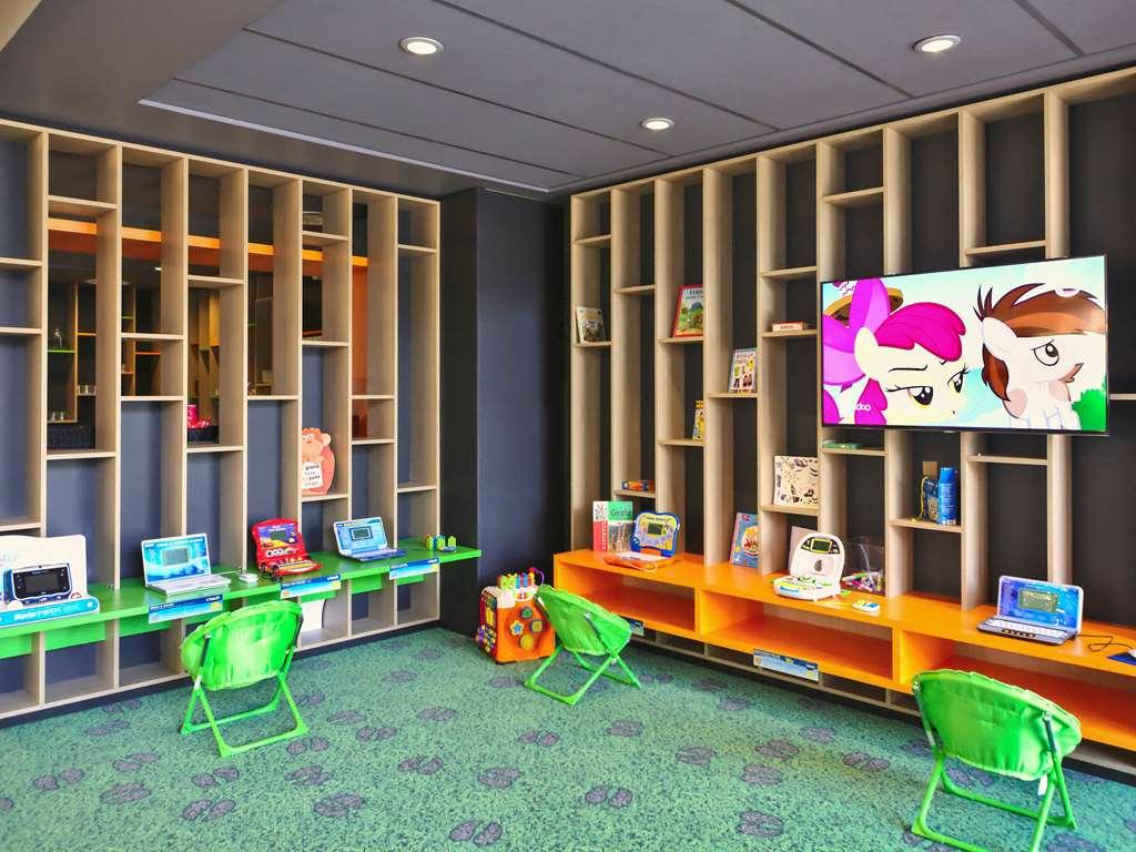 Ibis Styles Moulins Centre Hotel Amenities photo